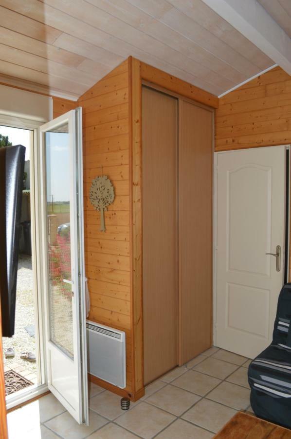 Gite Du Cote De Chez Soann Thairé Exterior foto